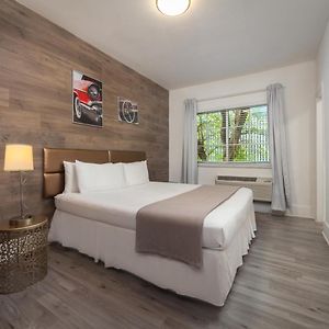 Habitación con Cama King